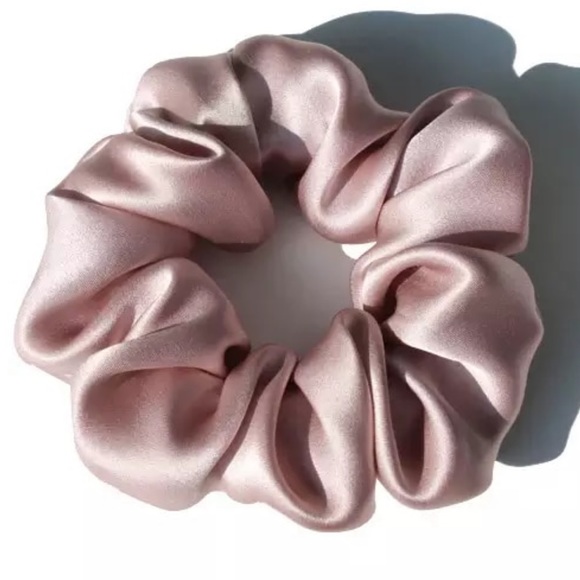 Silk hair scrunchie tie mulberry silk pink black shiny metallic hair pony tail - Picture 2 of 12